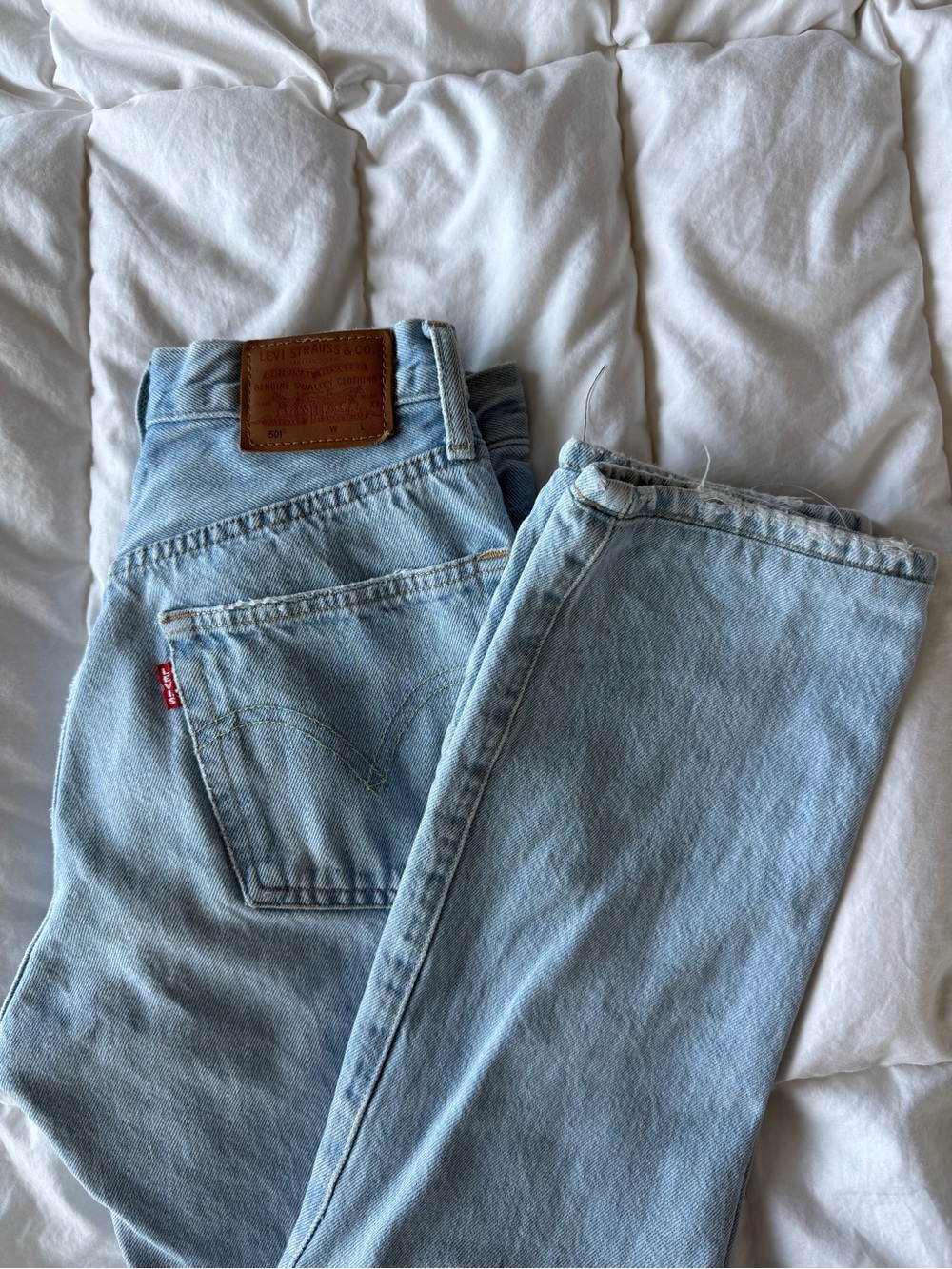 Levi's 501 Original Fit Light Wash Jeans